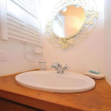 Cozy In With Kitchen Appartamento Bonnieux