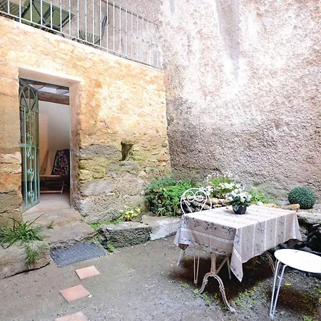 Appartamento Cozy In With Kitchen